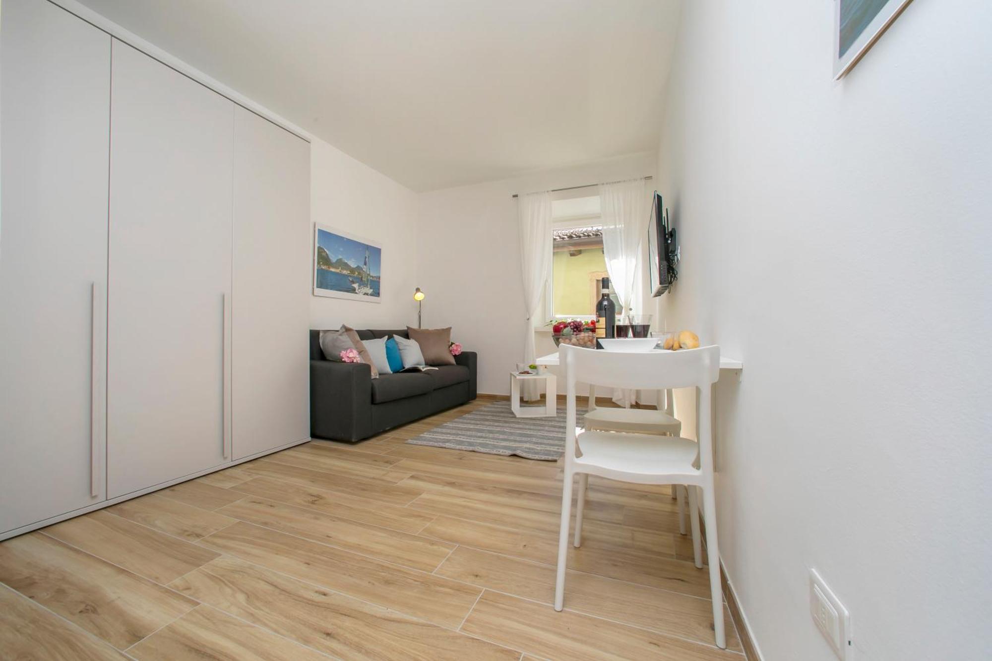 Nido Sui Tetti Di Riva Del Garda - Happy Rentals المظهر الخارجي الصورة